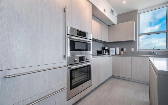 HYDE Beach House Resort Rental