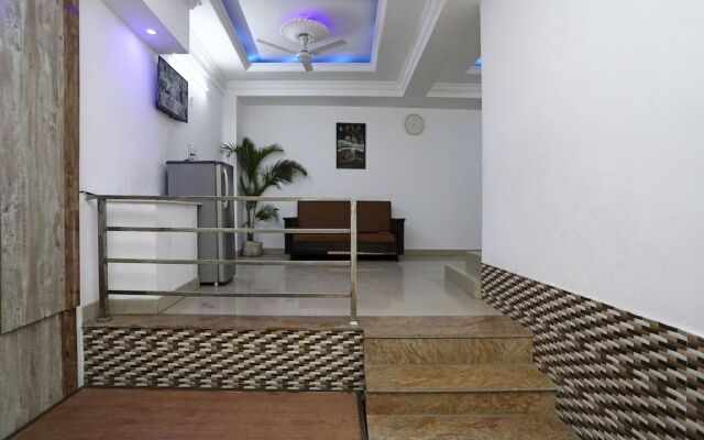 OYO Flagship 17085 Bhagat Residency