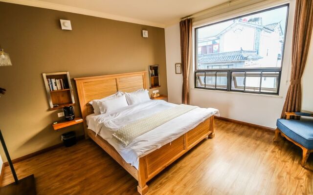 Zizai Garden Traveling with Hotel