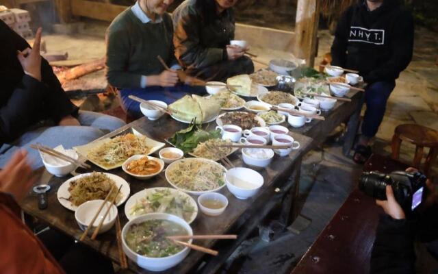 Sapa Jungle Pub  Homestay