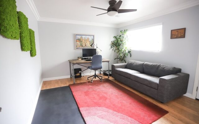 806 Encinitas - 3 Br Home