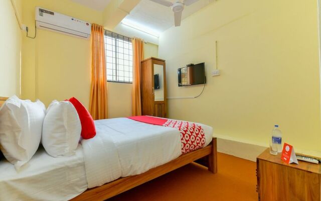 OYO 24607 Lotus Residency