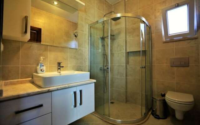 Villa Simay by Akdenizvillam