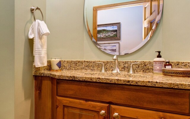 Abode at Four Lakes