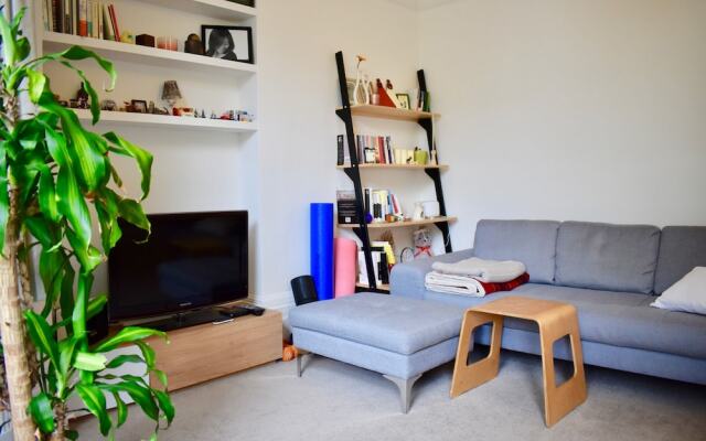 Central Brighton 2 Bedroom Apartment