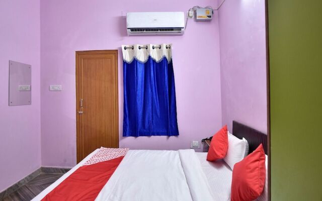 Oyo 14712 The New Garden Inn