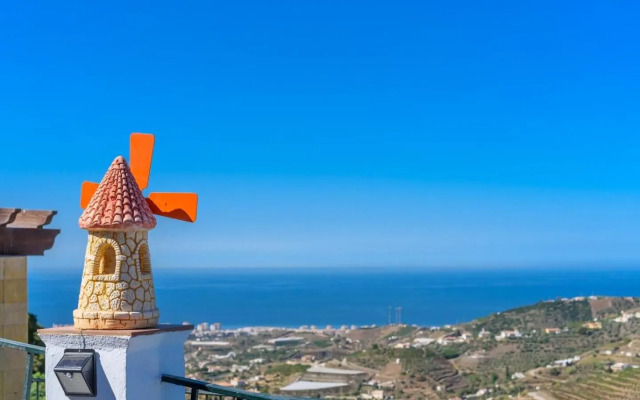 Villa José Andrés Torrox by Ruralidays