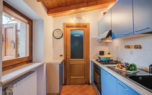 Villa Iris-lakeview & Shared Pool
