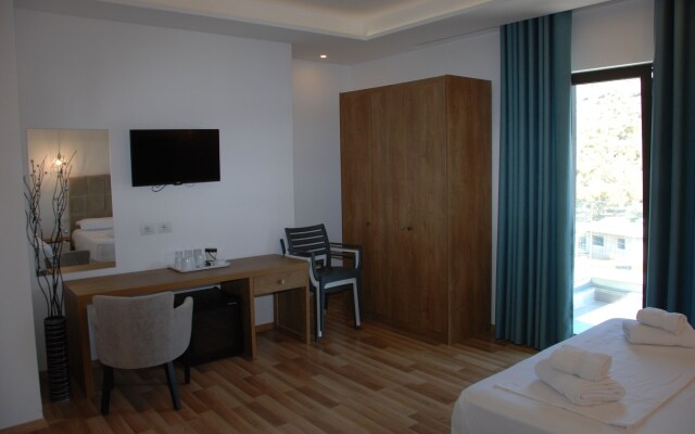 Bianco Hotel