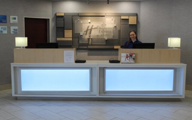 Holiday Inn Express & Suites Bradley Airport by IHG