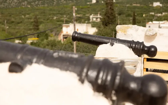 Dandy Villas Tower-Built in 17th century