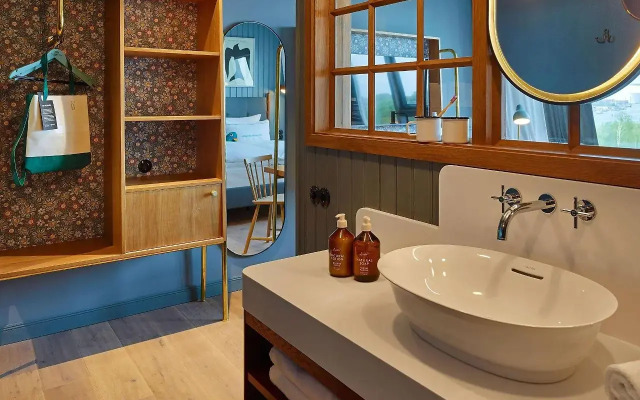 25hours Hotel Paper Island