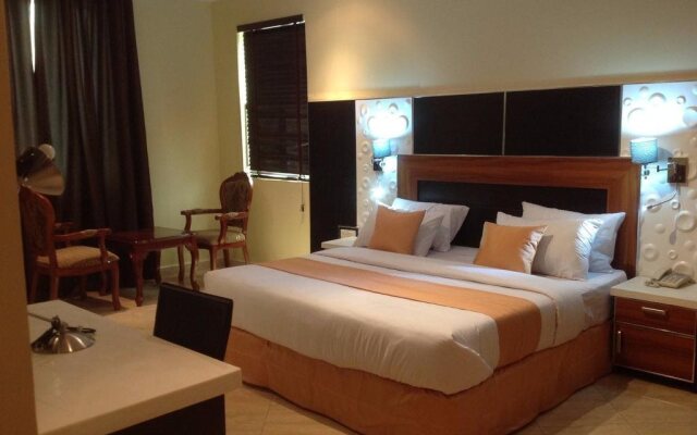 De Meros Hotel & Suites