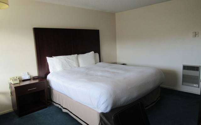 Pullman Garden Inn