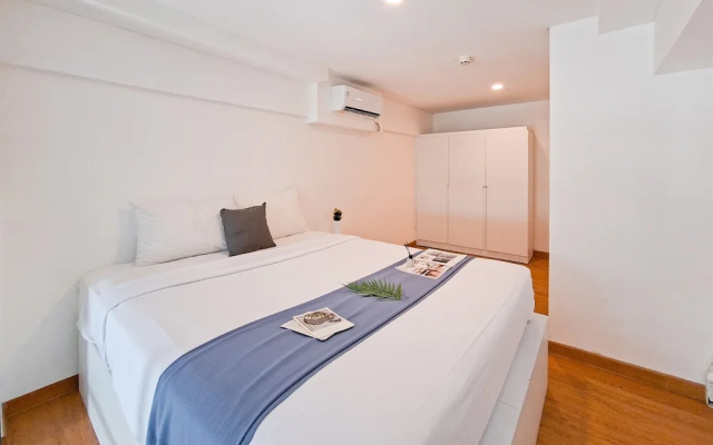 Homey Studio Loft Kingland Avenue Apartment – Guest Rooms – South Tangerang