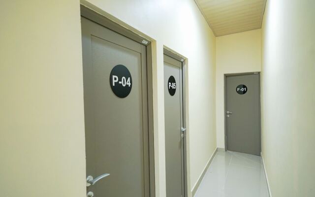 RedDoorz near Exit Toll Sirkuit Sentul