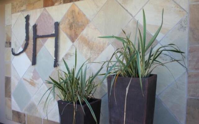 Jenvey House Selfcatering Apartments & BnB