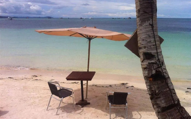 Aissatou Beach Resort