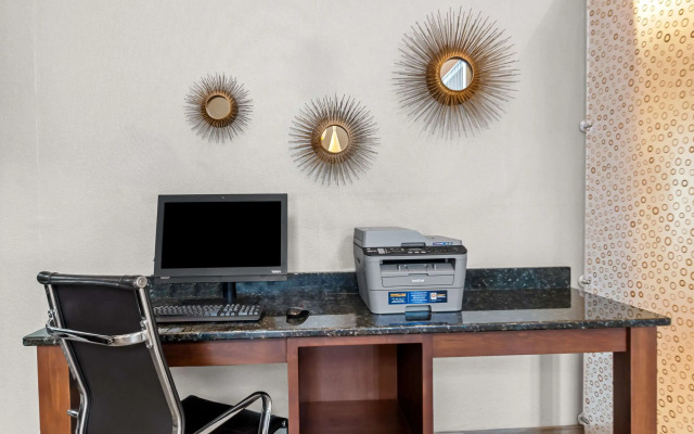 Comfort Suites Vincennes