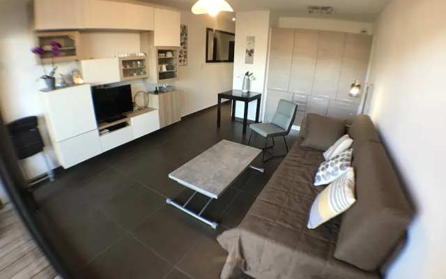 Studio Standing avec terrasse et Piscine