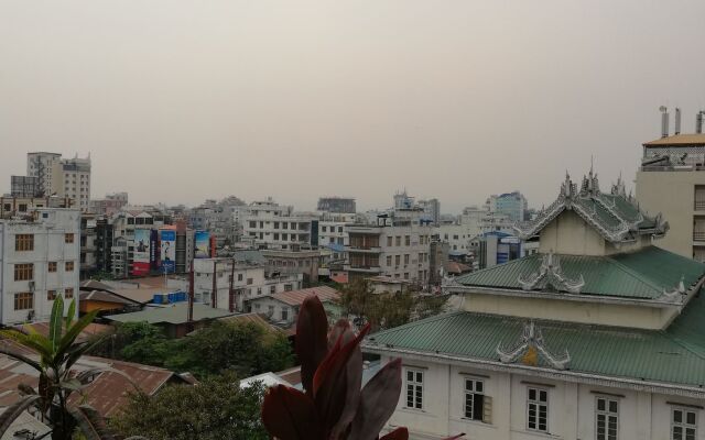 Kaung Myint Hotel