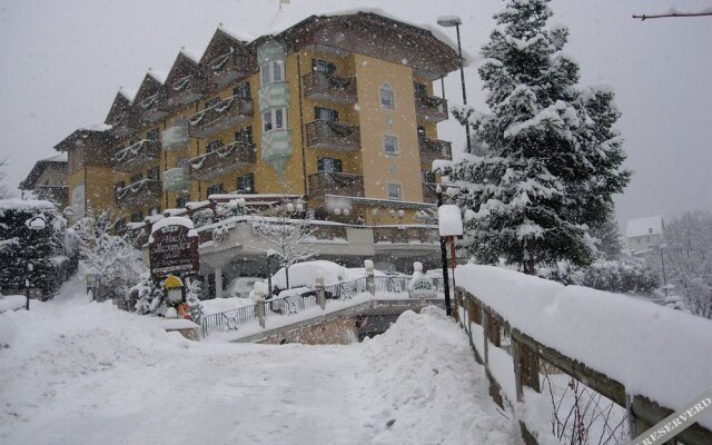 Alexander Hotel Alpine Wellness Dolomites