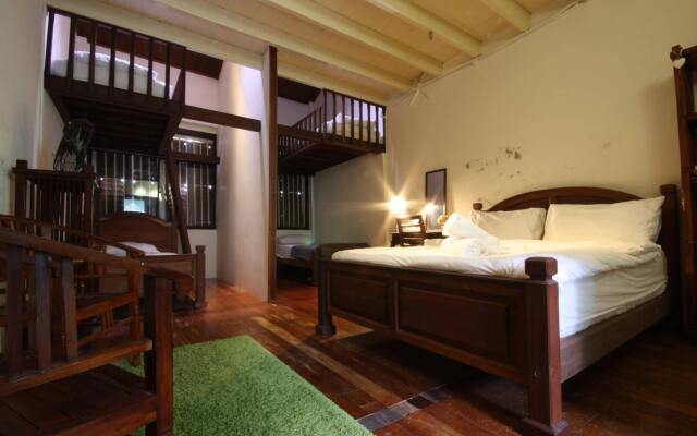 Pavilion Coffee Guesthouse