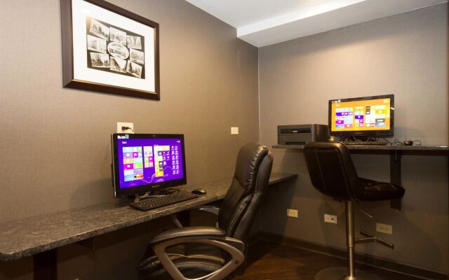 Best Western University Inn At Valparaiso