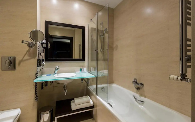 LCB Hotel Fuenlabrada NEW