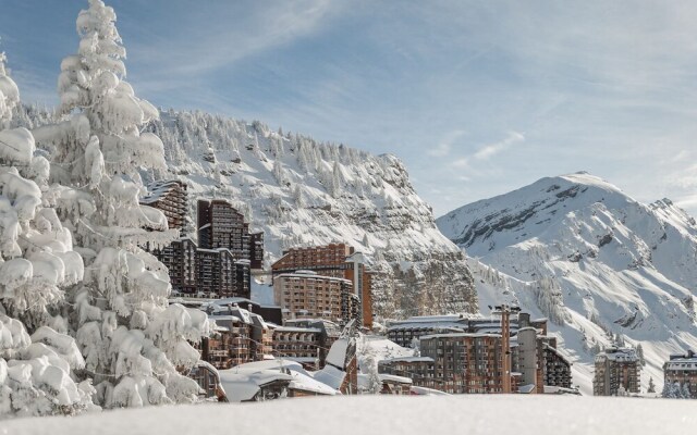 Residence With Sauna and Bath House Right on the Slopes of Les Portes du Soleil