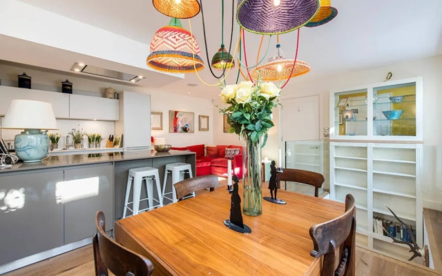 Colourful 3 Bed Notting Hill With A C