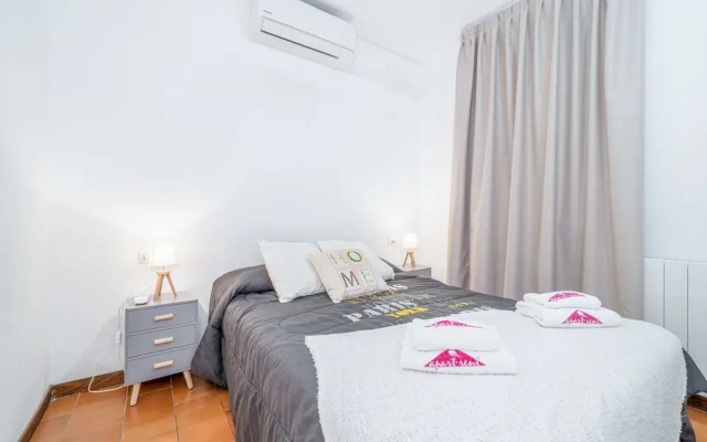 Empuriabrava Apartment With Pool, Parking