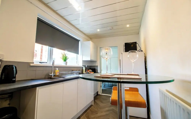Stylish 3-bed Flat in South Shields