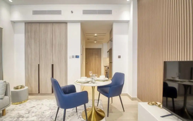 Elegant studio in Me Do Re Tower