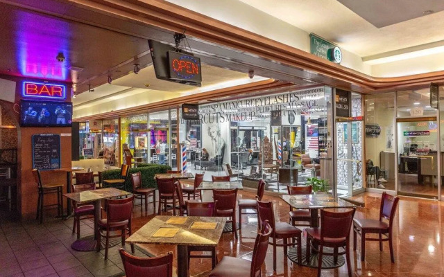 Cozy Oceanview Retreat On The Bay