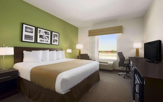 PetroStay Inn & Suites Cotulla