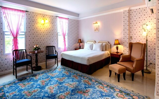 Chateau de Khaoyai Hotel & Resort