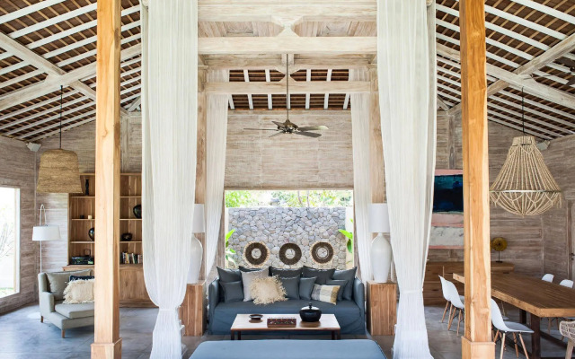 Villa Alea by Villa Finder