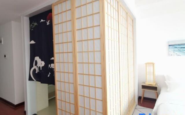 Quzhu City Homestay (Shiyan Wanda Plaza Branch)