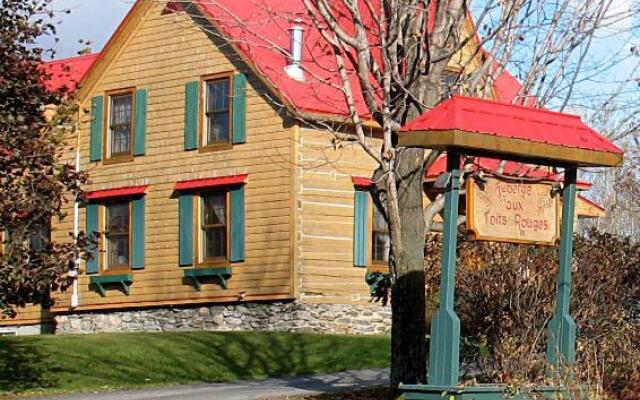 Auberge Aux Toits Rouges