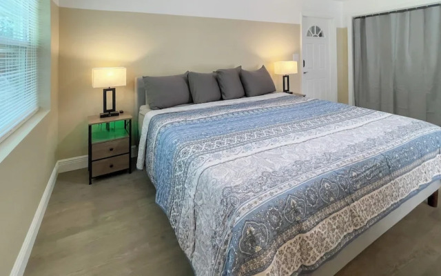 TriLuxe Inn & Studios