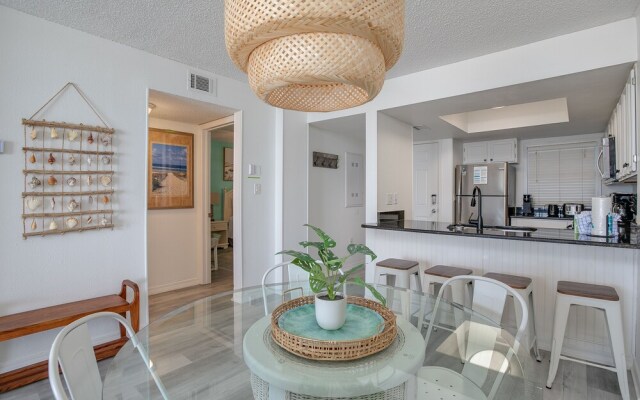 Sunswept Condos by Hosteeva