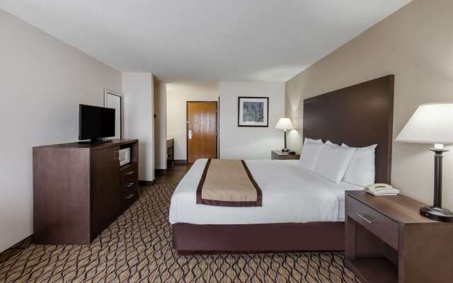 Baymont by Wyndham Auburn