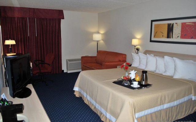 Inspiring Norwood Inn Suites La Crosse Photos