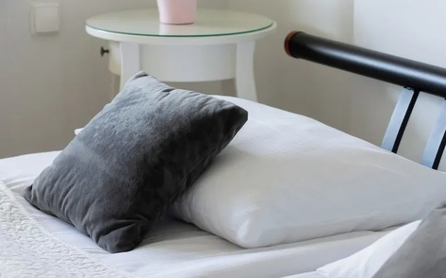 Spacious Targowek Apartment by Renters