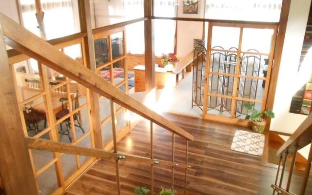 Villa Nugget Inn