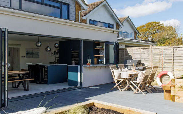 Renovated Home for 8 Canal Walk to Chichester