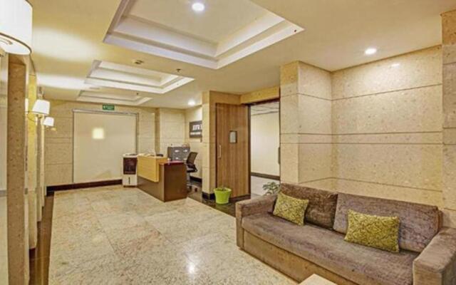 Fabhotel Sapphire 83