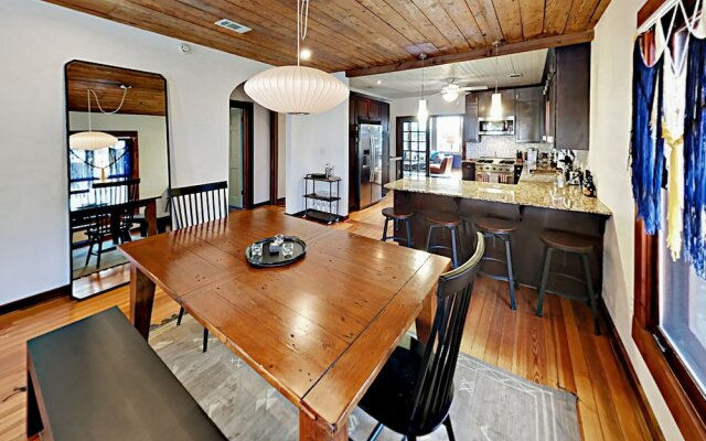 East Austin Bungalow - 3 Br Home