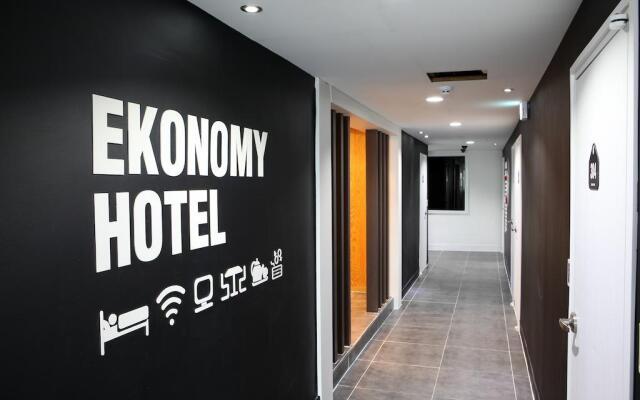 Ekonomy Hotel